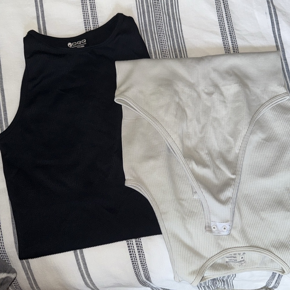 Bodysuit Tank, size M - Picture 4 of 4